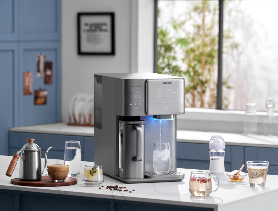 Dystrybutor wody Philips do domu, do kuchni i do biura z kostkarką do lodu